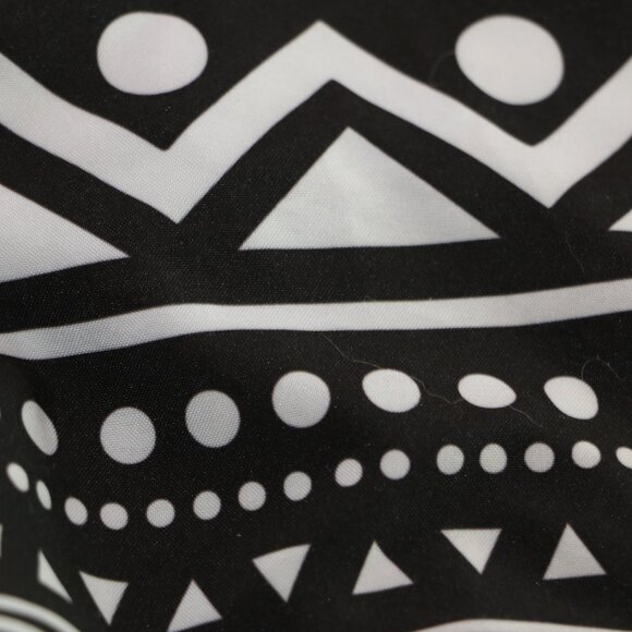 Varsity Spirit Aztec Print Sprinter Shorts – Size Small 🖤🤍🏃‍♀️ - Picture 5 of 10